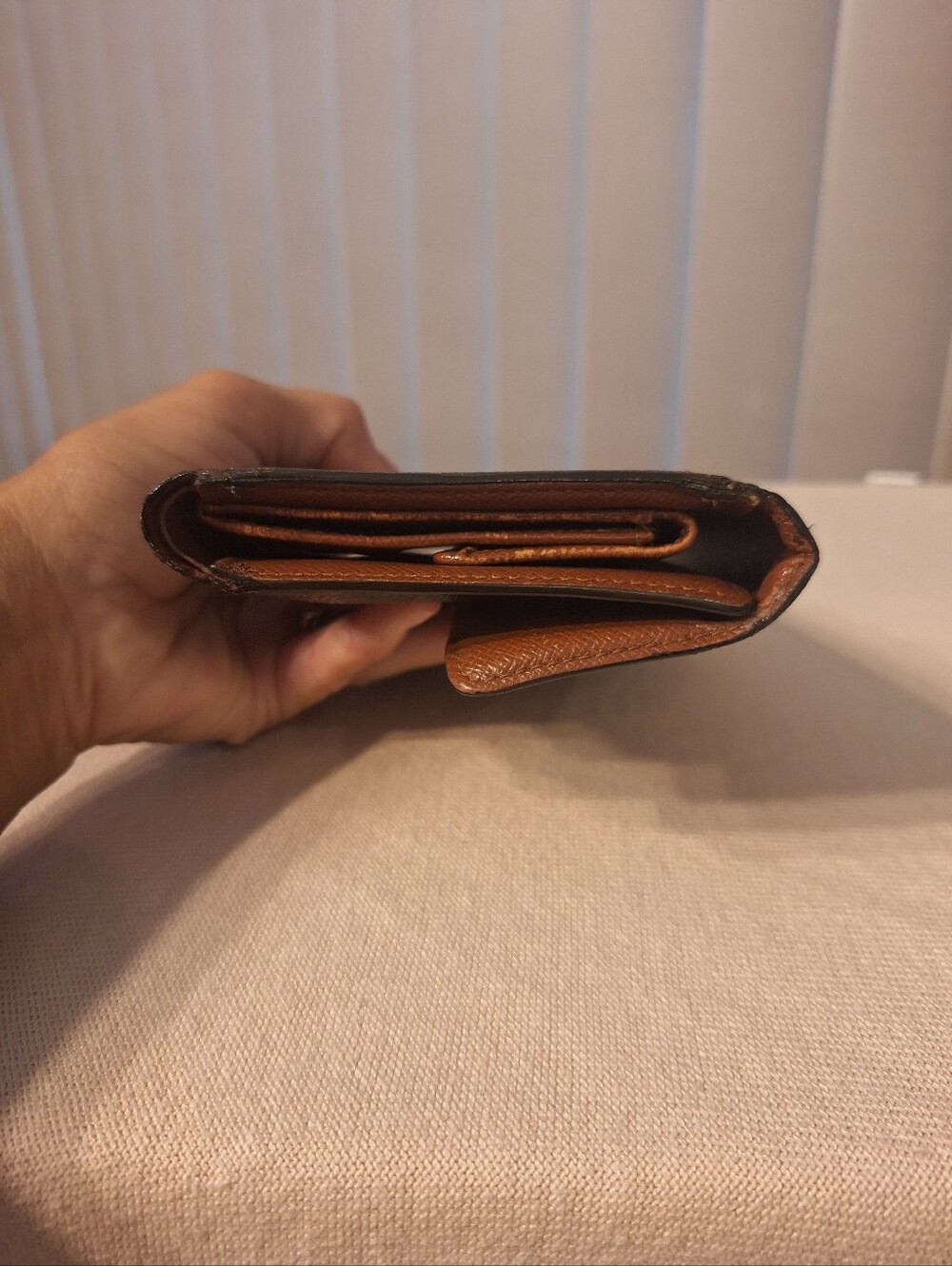 Louis Vuitton Vintage Monogram Wallet - Picture 3 of 9